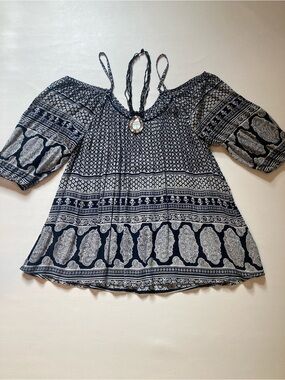 Off shoulder boho top